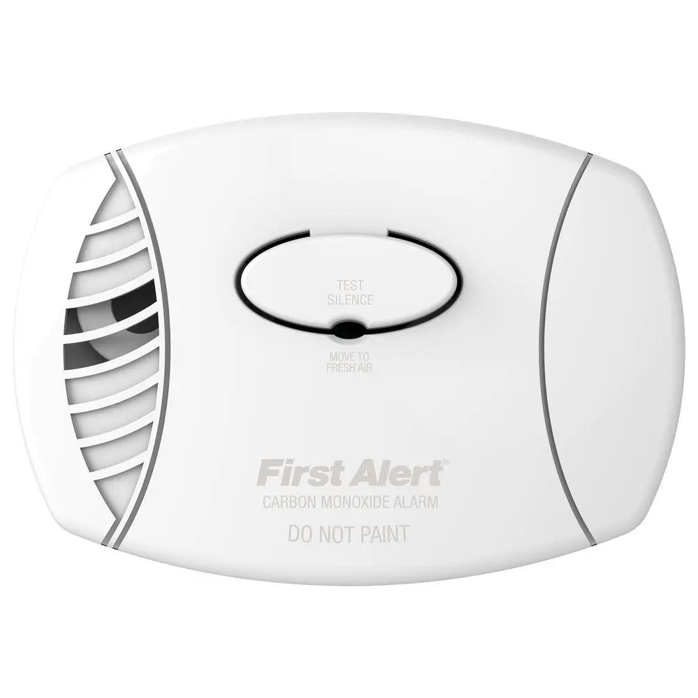 First Alert 1039734 Carbon Monoxide Plug- Alarm Battery Backup Home Safety